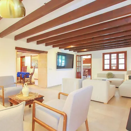 Villa Casou Spacious Countryside Retreat With Pool For Multi-family Pollença